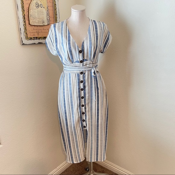 Trixxi Dresses & Skirts - Trixxi Stripe Button Down dress